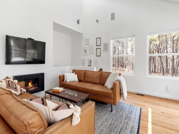 luxury Four_Bedroom Home in Southamptons - Perfect for Families